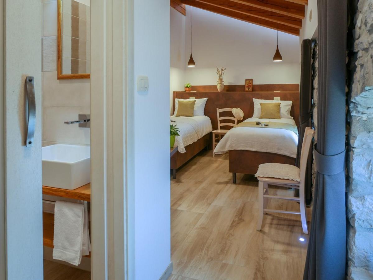 Apartmaji In Sobe Odlicna Hisa Štanjel エクステリア 写真